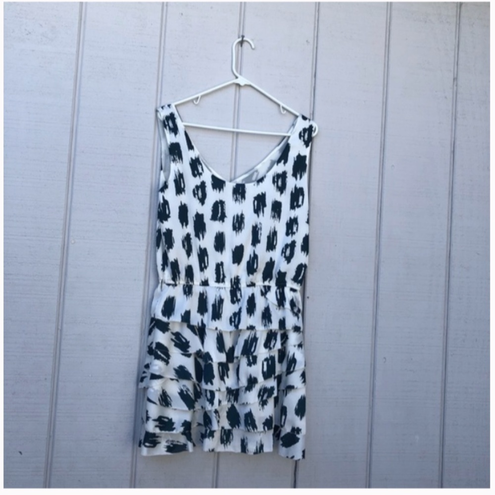 Miss Closet Sleeveless Blouse